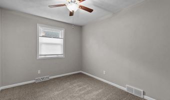 606 S WILD ROSE Ln, Appleton, WI 54914