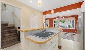 29 Fenner Ave A, East Providence, RI 02915