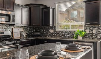 6948 Tombstone Rd NW, Albuquerque, NM 87114