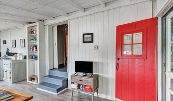 220 Way Ln, Bridport, VT 05734