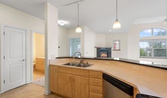 5196 Sassafras Dr 313, Fitchburg, WI 53711