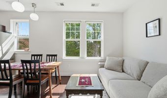 315 G St NE 306, Washington, DC 20002