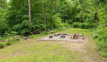 874 N Corwin Rd, Bloomfield, IN 47424