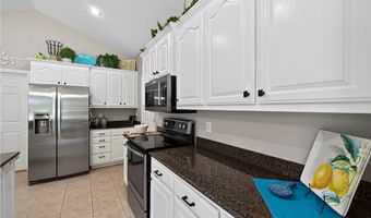 3 Ettington Dr, Bella Vista, AR 72714