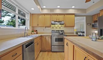 706 Eaglebrooke Dr, Ballwin, MO 63021