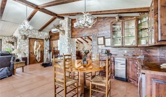 10745 Rosemar Ln, Adkins, TX 78101