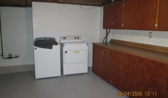 700 E 17th St, Atlantic, IA 50022