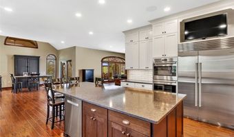 118 Lakeland Dr, Adams Twp., PA 16046