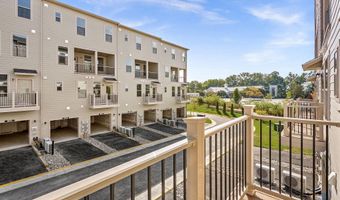 19719 MISTY MOSS Sq 1, Ashburn, VA 20147