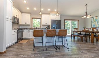 2580 Lois Ln SE, Alexandria, MN 56308