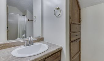 116 Dahlia Ln, Indianapolis, IN 46217