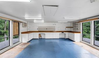 2695 E Rock Creek Rd, Arnold, MO 63010