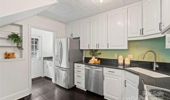 2608 Laburnum Ave, Charlotte, NC 28205