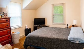 1993 Greenway Ave N, Columbus, OH 43219