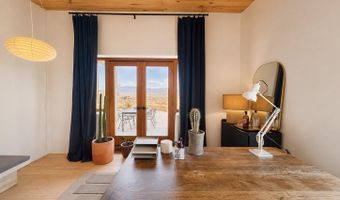 30 Cielo Grande Rd, Carson, NM 87577
