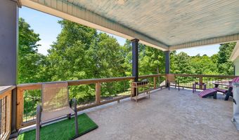 944 Lakepointe Dr, Albany, KY 42602