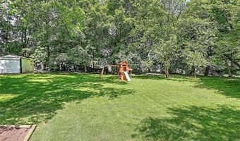 247 Oaklawn Ave, Cranston, RI 02920