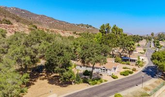 8975 Lawrence Welk Dr 7, Escondido, CA 92026