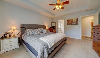 5585 Bear Creek Pass, Auburn, IN 46706