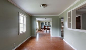 445 W River Rd, Augusta, ME 04330