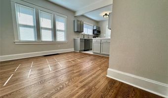 75 E Elm St, Alton, IL 62002