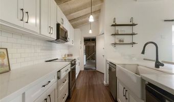1482 Honokahua St, Honolulu, HI 96825