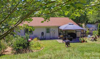 102 Wicklow Dr, Asheville, NC 28806