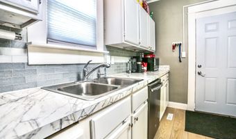 501 S DAKOTA St, Aberdeen, SD 57401