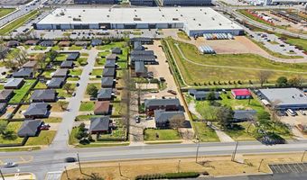 2304 SE Jayel Ter 2, Bentonville, AR 72712