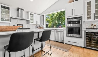 4720 Nirvana Dr, Adrian, MI 49221