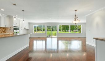 6828 Fairfield Dr, Santa Rosa, CA 95409