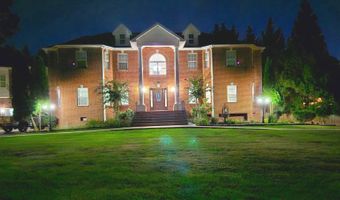 7801 RIDGEWOOD Dr, Annandale, VA 22003