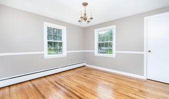 473 Lower Ln, Berlin, CT 06037