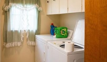 10 Woodridge Dr, Burrillville, RI 02839