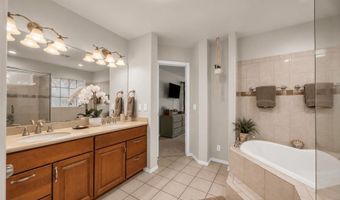 201 Ho'opili Akau St, Kihei, HI 96753