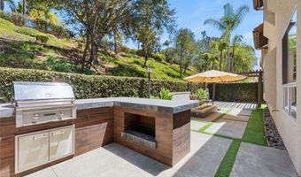12 Chickadee Ln, Aliso Viejo, CA 92656
