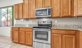 382 N ASHLEY Dr, Chandler, AZ 85225