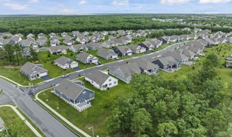 37 Black Bear Dr, Barnegat, NJ 08005