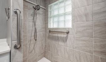 2401 Forrest Park Dr, Arkadelphia, AR 71923