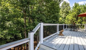 1726 VFW Rd, Auburn, AL 36832
