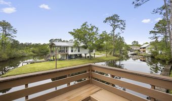 10091 River Dr, Bay St. Louis, MS 39520