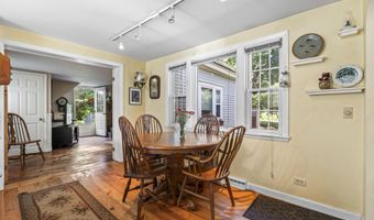 81 Richardson St, Bath, ME 04530