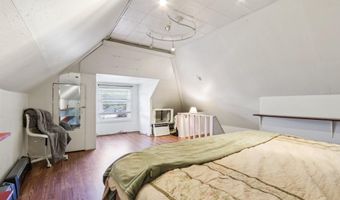 2 CRESTON Ave, Audubon, NJ 08106