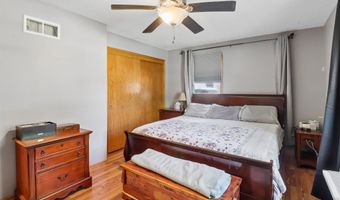 1214 NW Applewood St, Ankeny, IA 50023