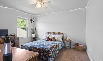 5367 Overland Dr, Biloxi, MS 39532