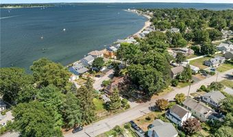 69 Overlook Dr, Warwick, RI 02818