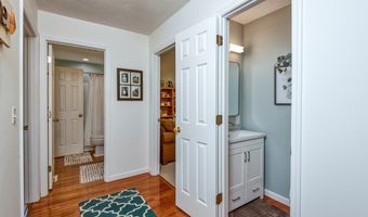 26780 Preston Place Dr, Abingdon, VA 24211