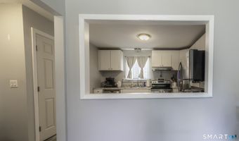 11 Cedarbrook Townhouse 11, Brookfield, CT 06804