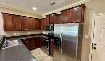 21946 Williamsburg Dr, Athens, AL 35613