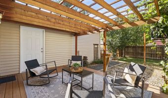 20618 Daisy Ln, Bend, OR 97702